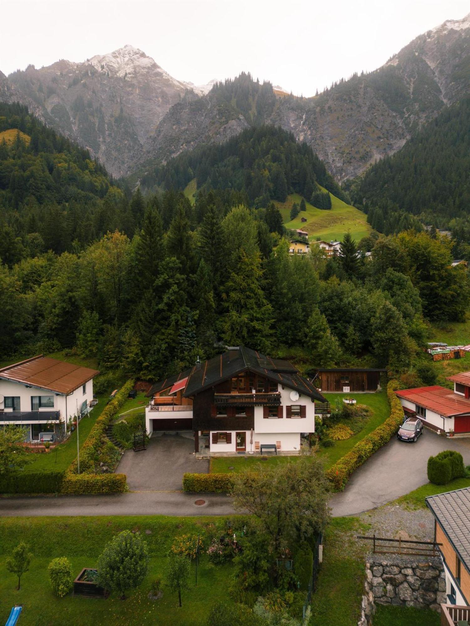 Haus Maschol Apartamento Wald am Arlberg Exterior foto